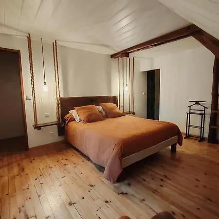 Bed and Breakfast Sans Chichi Et Table 3*